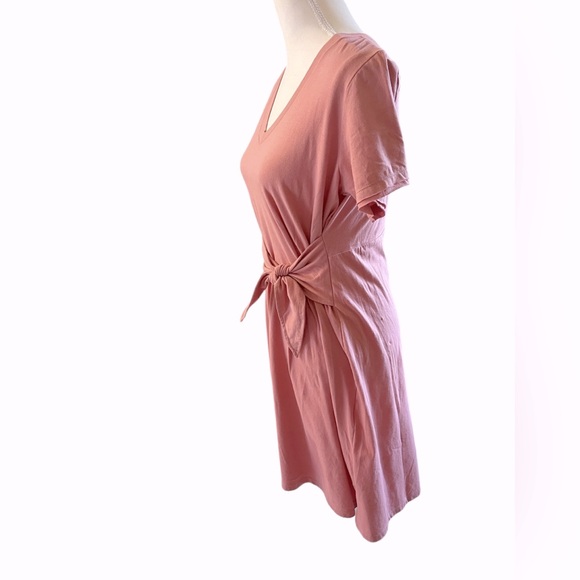 LEV Apparel Dress - Picture 3 of 4